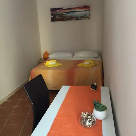 Montesanto Guest house Naples